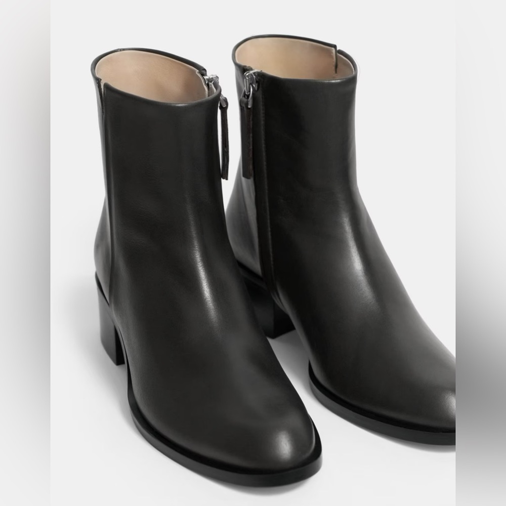 Theory Leather Slit Boot